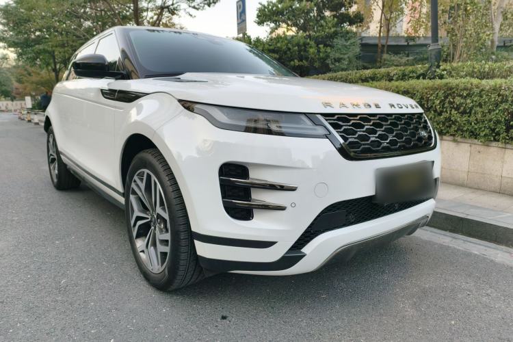 Used Land Rover Range Rover Evoque 2024 Aurora L 249 PS Prestige Light-Chasing Edition
