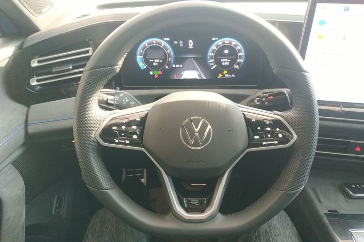 Used Volkswagen Tiguan L 2024 PRO 380TSI Four-Wheel Drive R-Line Prestige Edition
