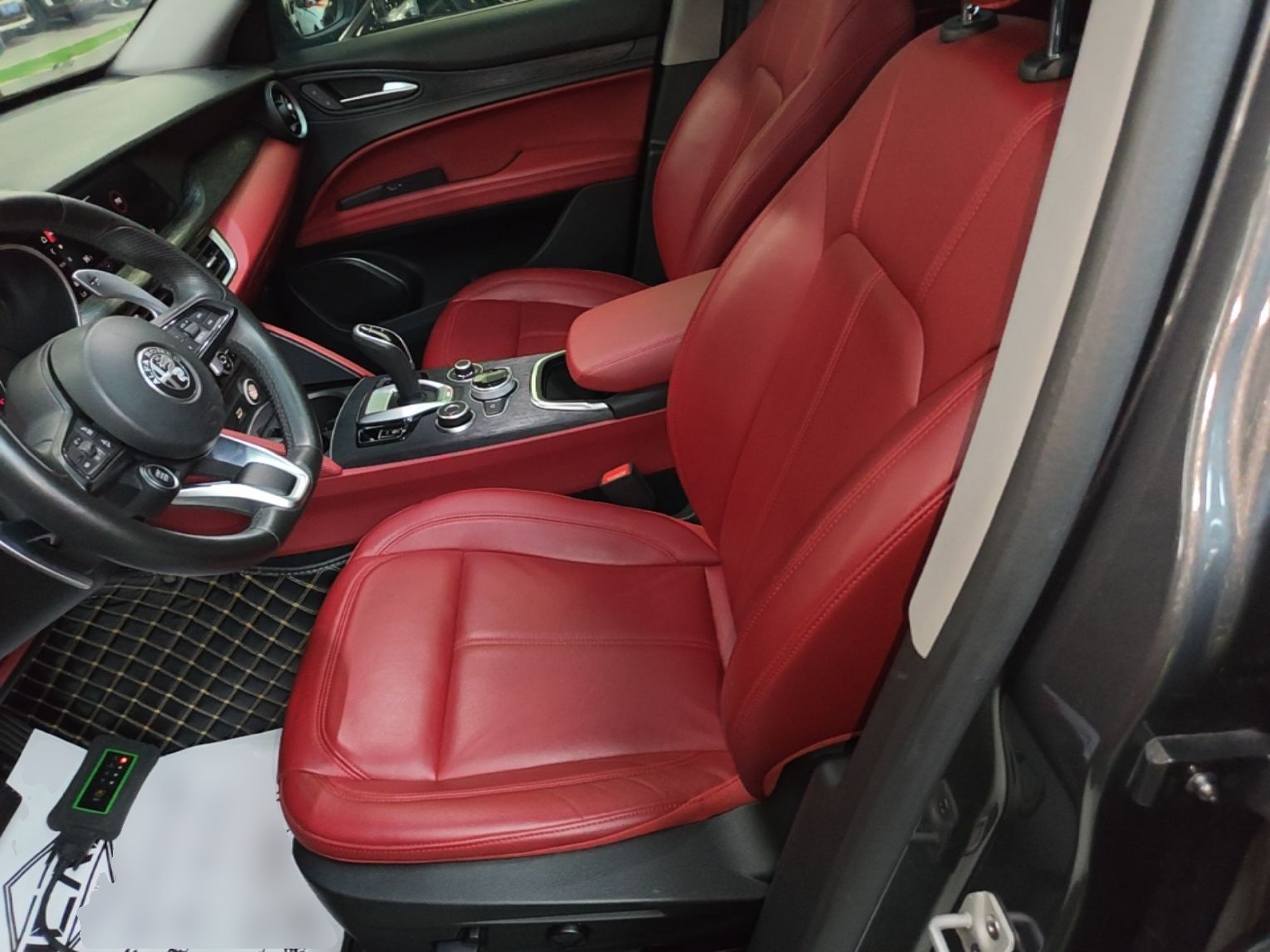 Interior delantero
