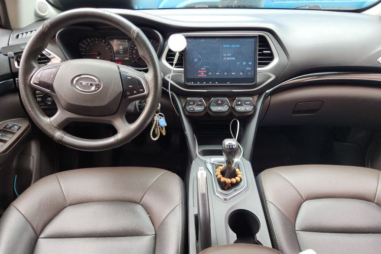 Used GAC Trumpchi GS4 2017 200T Manual Two-Wheel Drive Elite Edition
