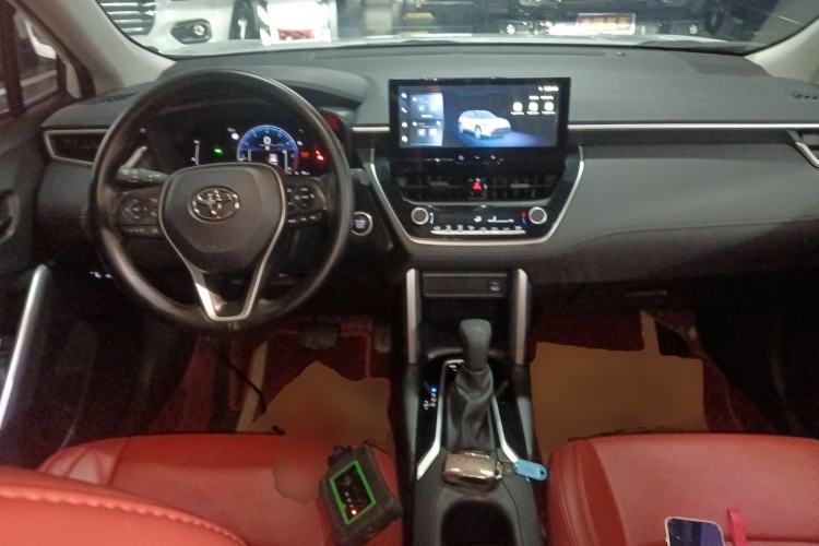 Used Toyota FRONTLANDER 2023 2.0L CVT Leading Edition Center Console