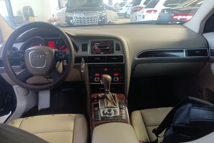 Used Audi A6L 2008 2.8 FSI Prestige Edition Center Console