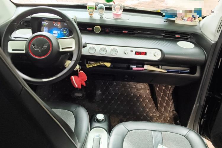 Used Wuling Hongguang MINIEV 2022 GAMEBOY 200km Gaming Edition with Lithium Iron Phosphate
