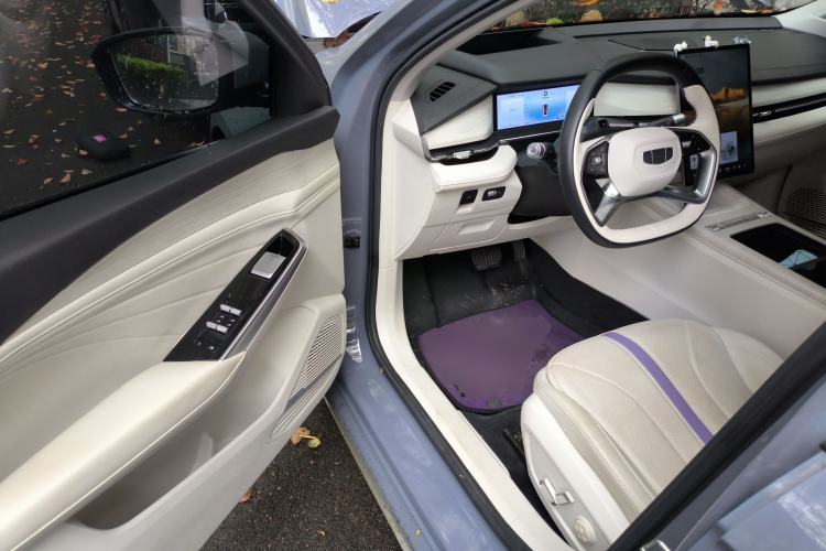 Used Geely Auto Preface 2024 Zhiqing 1.5TD Tiangong Edition Driver Seat