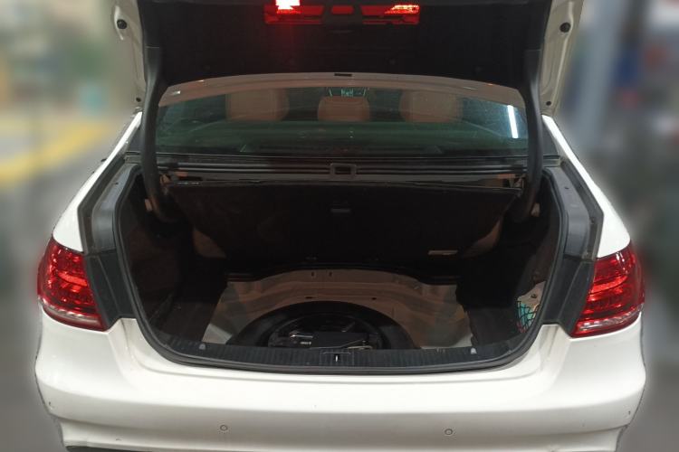 Used Mercedes-Benz E-Class 2015 E 180 L Sport Edition