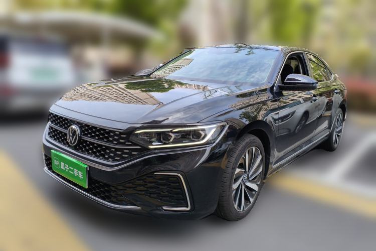 Used Volkswagen Passat 2022 330TSI Starry Luxury Edition