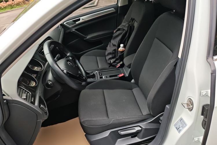 Used Volkswagen Golf 2019 200TSI DSG Comfort & Ambition Edition China VI Standard Left Front Seat