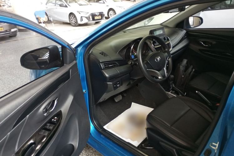 Used Toyota YARiS L Zhi Xuan 2020 1.5L CVT Luxury Edition Driver Seat