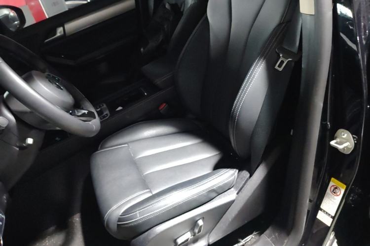 Used BYD Tang 2018 2.0T Automatic SmartConnect Prestige 7-Seater China V Standard

