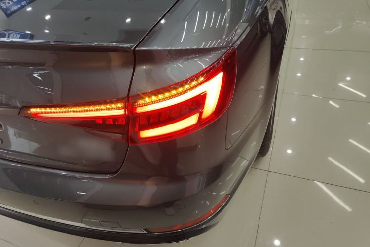 Used Audi A4L 2019 40 TFSI Ambition China VI