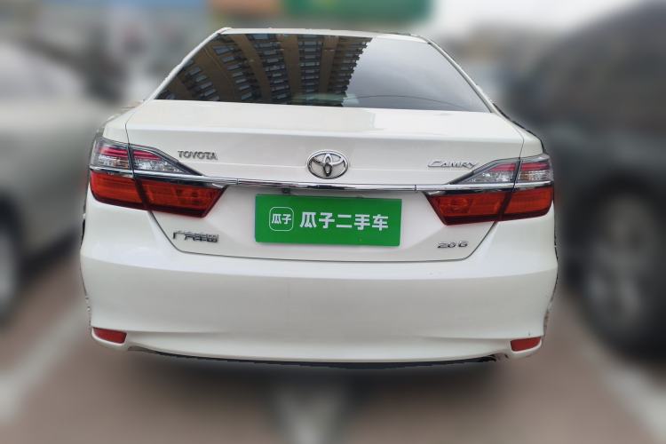 Used Toyota Camry 2016 2.0G 10th Anniversary Leading Edition
