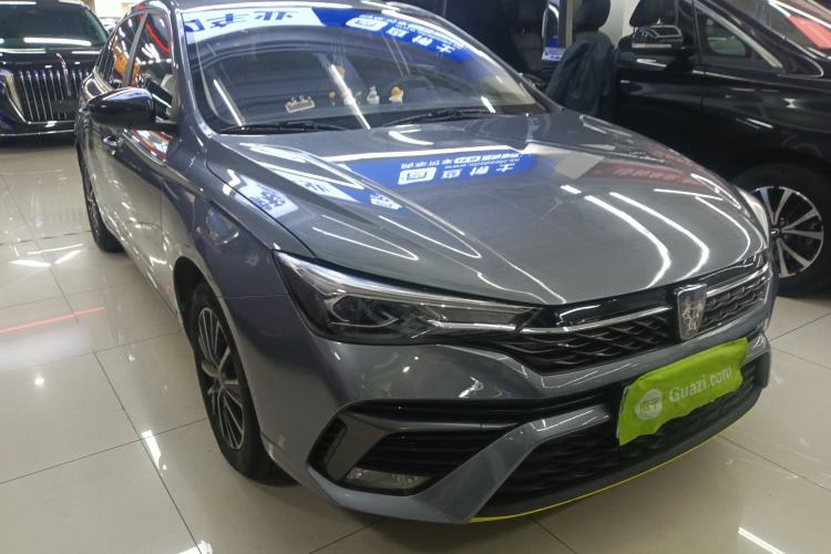 Used Roewe i5 2021 1.5L CVT Platinum Edition Front Right 45 Deg