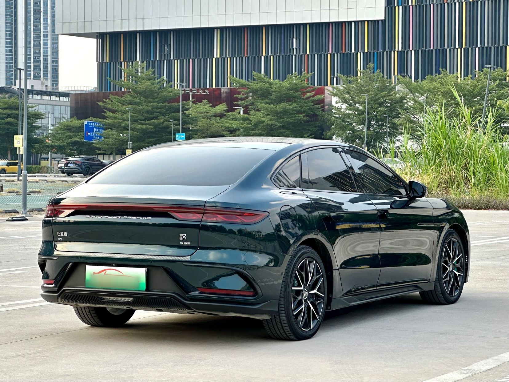 BYD Han 2022 EV 610 km All-Wheel-Drive Qianshan Cui Limited Edition — снимка 14