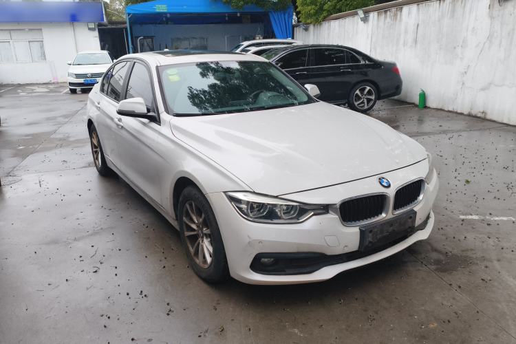 Used BMW 3 Series 2016 316i Fashion Model