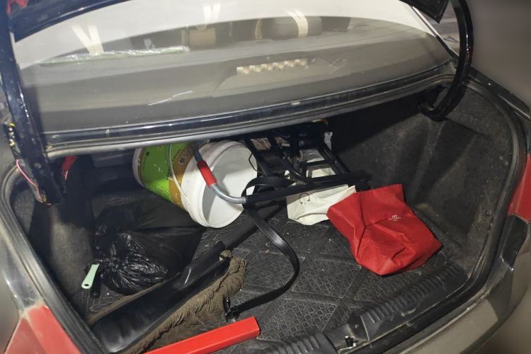 Used Volkswagen Santana 2013 1.6L Manual Fashion Edition Trunk