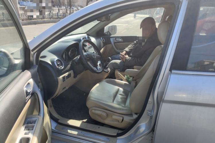 Used Haval H6 2011 2.0L Manual Two-Wheel Drive Elite Version