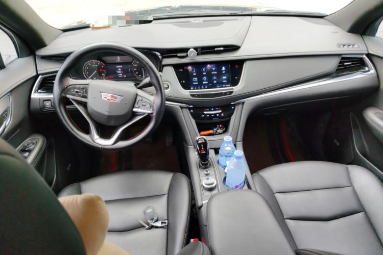 Used Cadillac XT6 2022 2.0T Six-Seater Four-Wheel-Drive Luxury Version