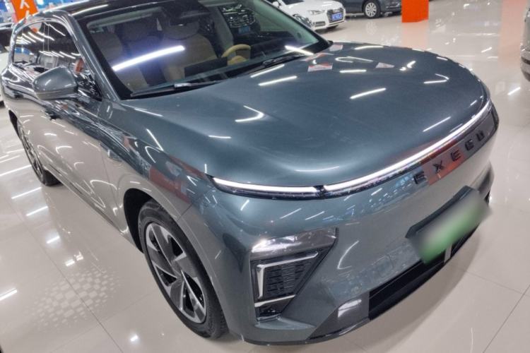 Used EXEED Star Era ET 2024 Range-Extended 200 Pro Front Right 45 Deg