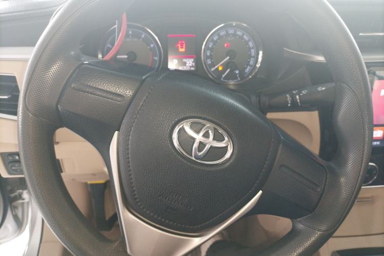 Used Toyota Corolla 2014 1.6L CVT GL-i
