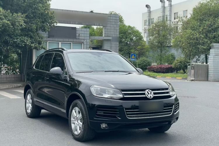 Used Volkswagen Touareg 2014 3.0 TSI New Edition
