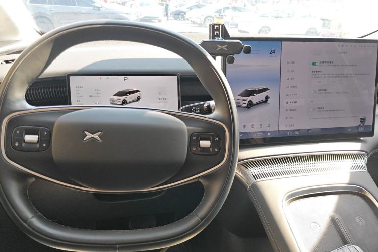 Used XPeng X9 2024 702 Ultra-Long Range Max