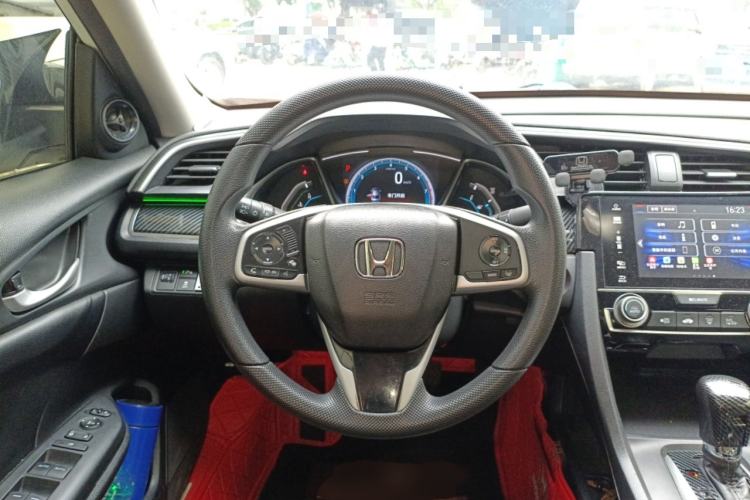 Used Honda Civic 2016 220TURBO CVT Luxury Edition
