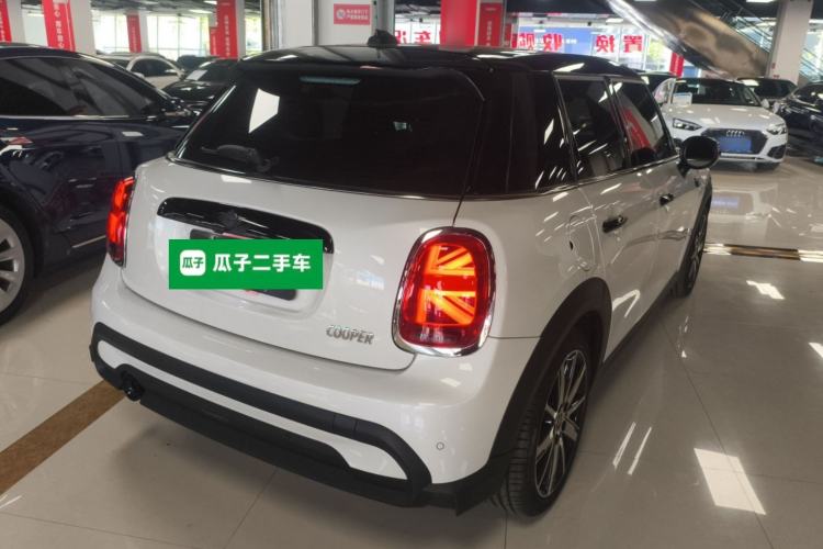 Used MINI 2023 Updated 1.5T COOPER Artist Five-Door Edition Rear Right 45 Deg