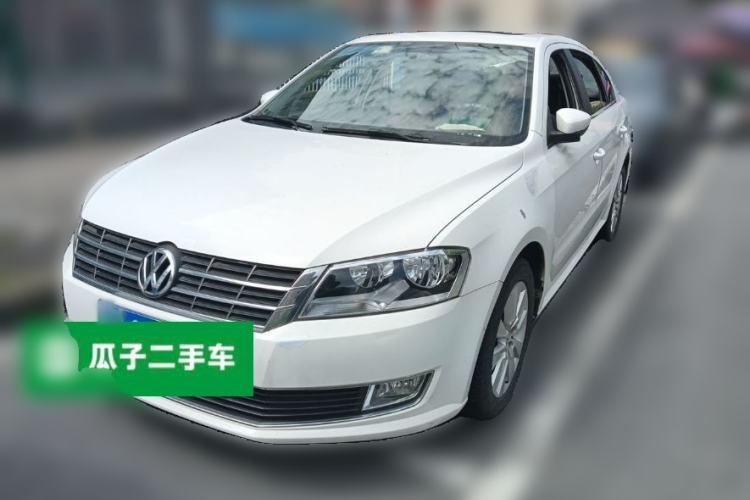 Used Volkswagen Lavida 2013 Restyled Classic 1.6L Manual Comfort Edition
