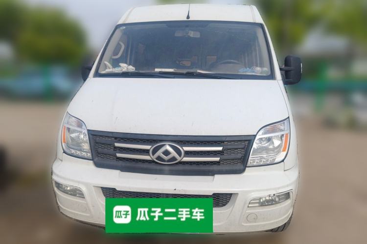 Used SAIC MAXUS Xintu V80 2021 2.0T Manual Classic Aoyuntong Long Wheelbase Mid-Roof 6/7/8/9-Seater Front