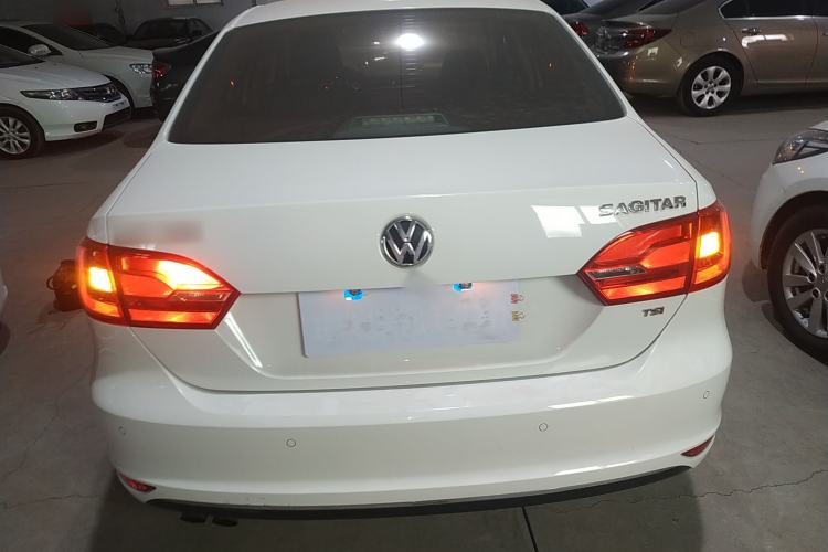 Used Volkswagen Sagitar 2014 Revised Version 1.4TSI Manual Luxury Edition
