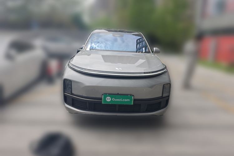 Used Li Auto L8 2023 Pro Model
