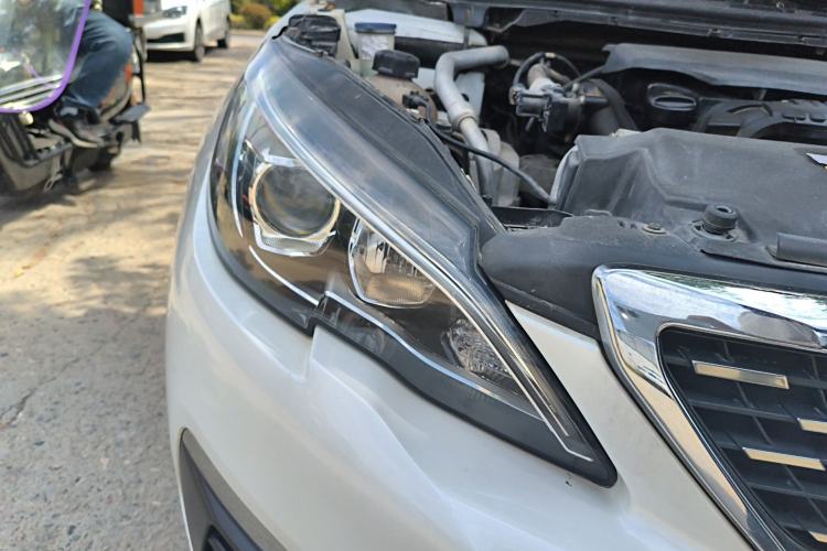 Used Peugeot 308 2019 230THP Automatic Luxury Edition China V Standard Right Front Headlight