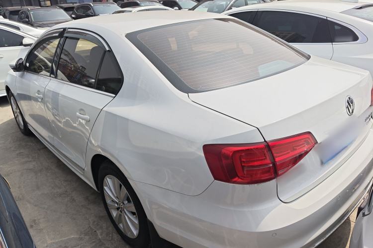 Used Volkswagen Sagitar 2016 230TSI 25th Anniversary Edition
