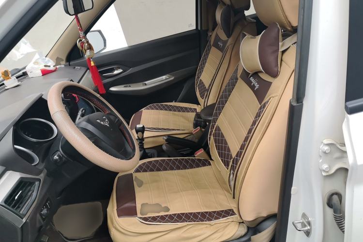 Used Wuling Hongguang 2019 1.5L S Comfort Edition China VI LAR