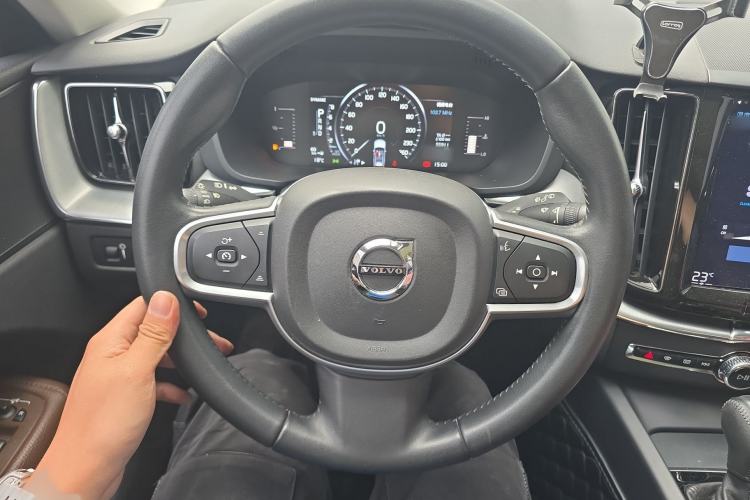 Used Volvo XC60 2018 T5 4x4 Zhiyi Edition
