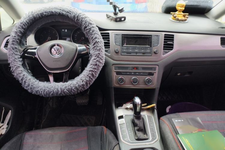 Used Volkswagen Golf Sportsvan 2016 1.6L Automatic Comfort Model Interior 2