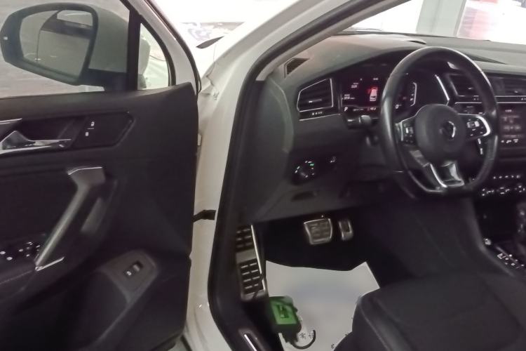 Used Volkswagen Tiguan L 2021 330TSI Automatic Two-Wheel Drive R-Line Enhanced Edition Driver Seat