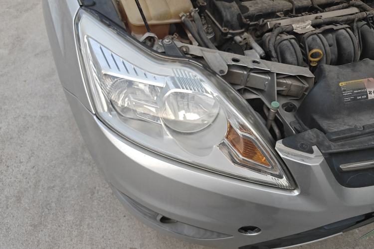 Used Ford Focus 2013 Sedan Classic 1.8L Automatic Base Model
