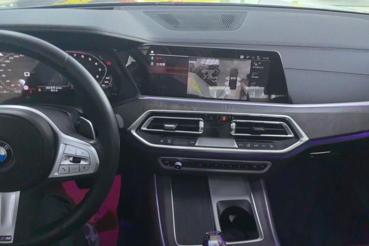 Used BMW X5 2022 Restyled xDrive 30Li Luxury Version M Sport Package
