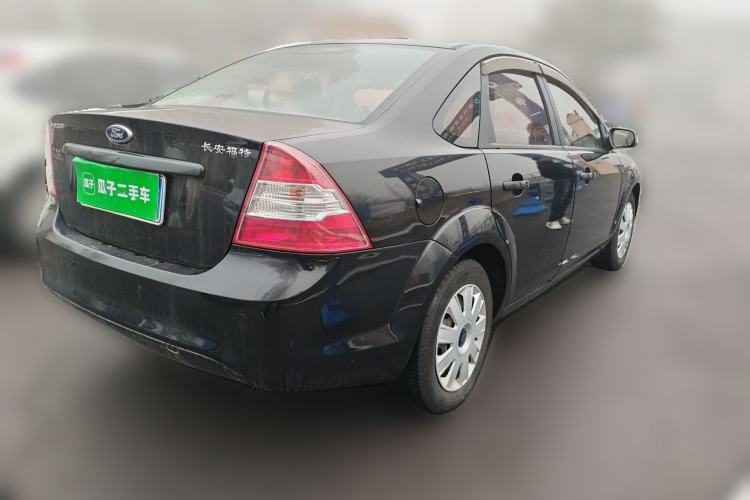 Used Ford Focus 2012 Sedan Classic 1.8L Manual Base Model