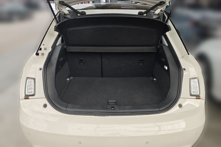 Used Audi A1 2014 30 TFSI Comfort Model Trunk