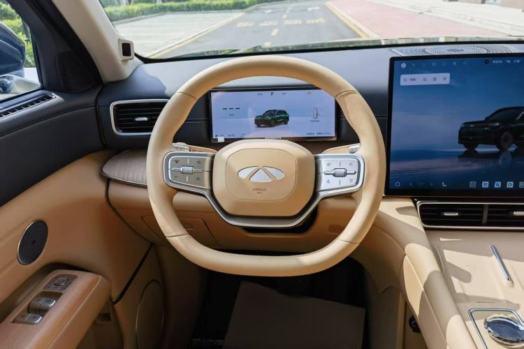 Used Chery T11 2026 Model 220 All-Wheel Drive Family Fun Edition
