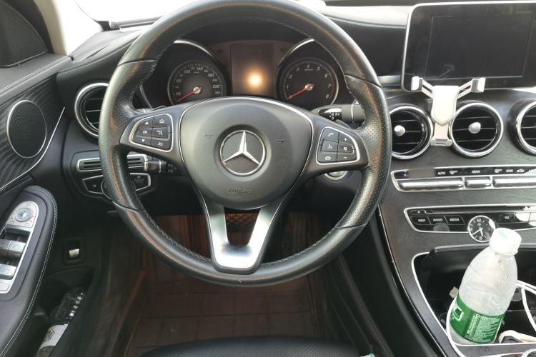 Used Mercedes-Benz C-Class 2017 Facelift C 200 L Sport Edition Steering Wheel