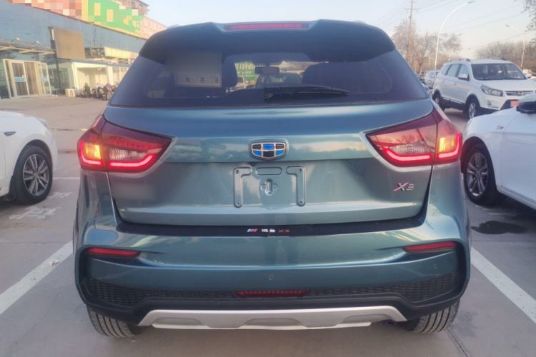 Used Geely Auto Vision X3 2019 Upgraded Model 1.5L Manual Elite Version
