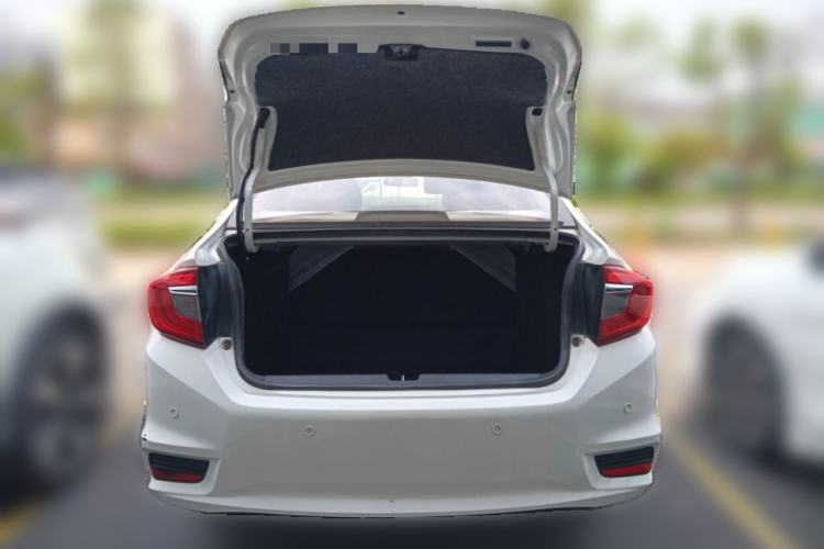 Used Honda Greiz 2016 1.5L CVT Classic Edition Trunk