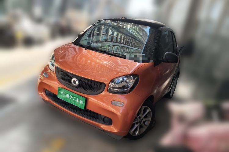 Used smart fortwo 2015 1.0L 52 kW hardtop Dynamic version