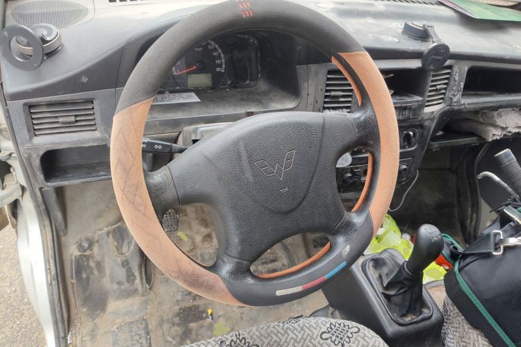 Used Wuling Zhiguang 2015 1.2L Practical LS-I Model Steering Wheel