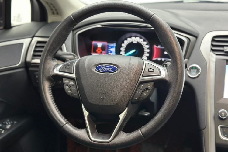 Used Ford Mondeo 2018 EcoBoost 180 Luxury Model
