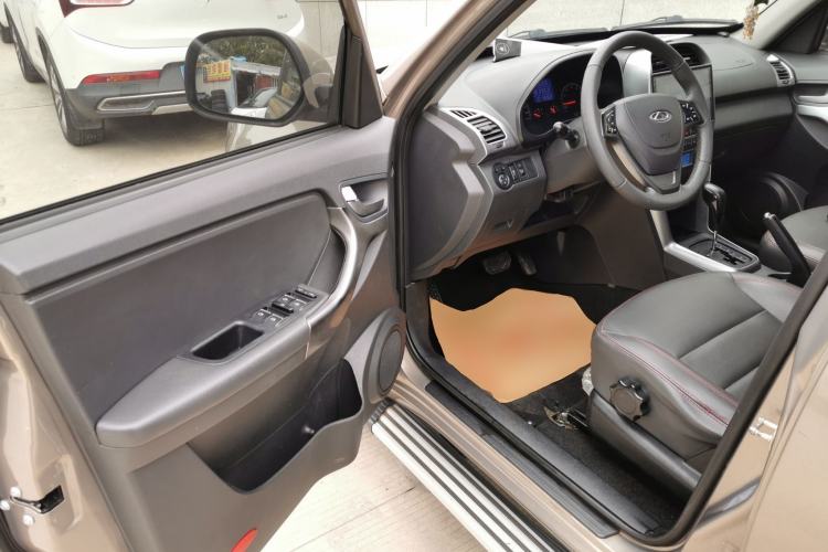 Used Chery Tiggo 3 2015 1.6L CVT ZhiShang Commemorative Edition
