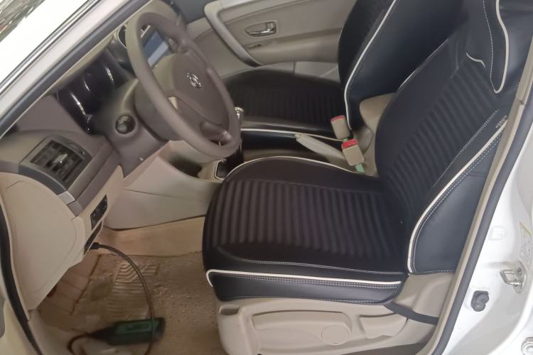 Used Dongfeng Aeolus A60 2014 1.6L Manual Luxury Model
